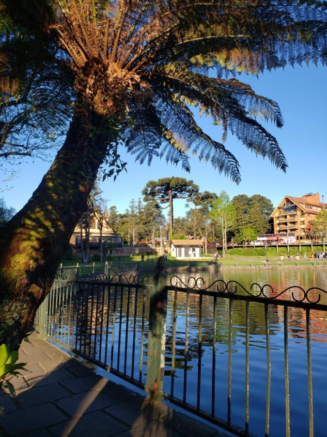 Lugar Encantador Com Patio, Proximo Ao Portico De Gramado Zewnętrze zdjęcie